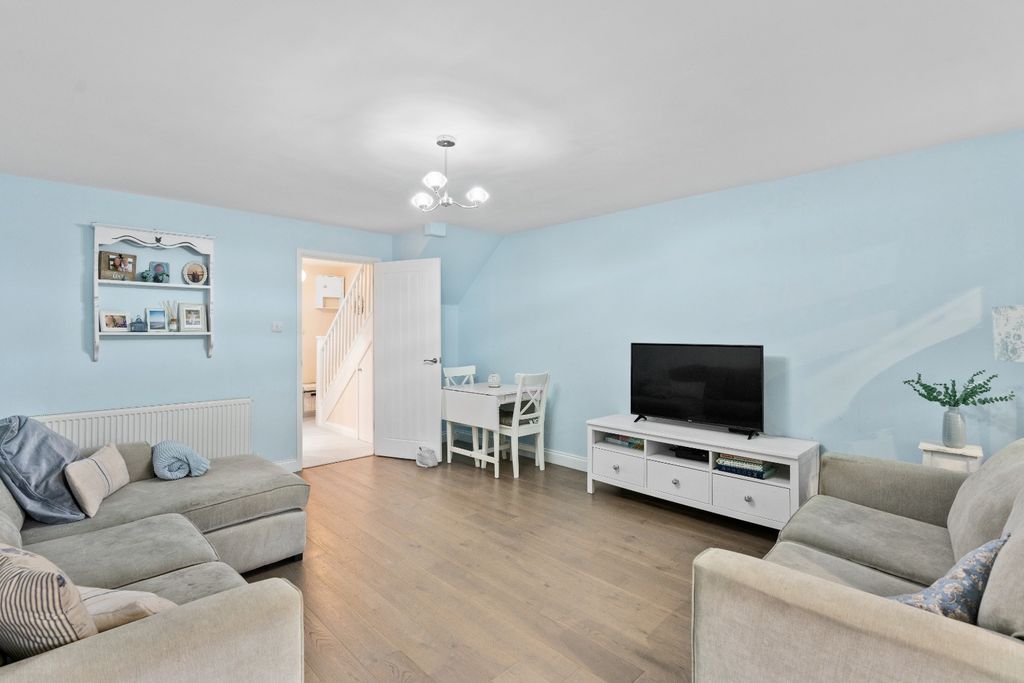 Additional image 5 of 3 bed end terrace house for saleFairmont Close, Belvedere, Kent DA17