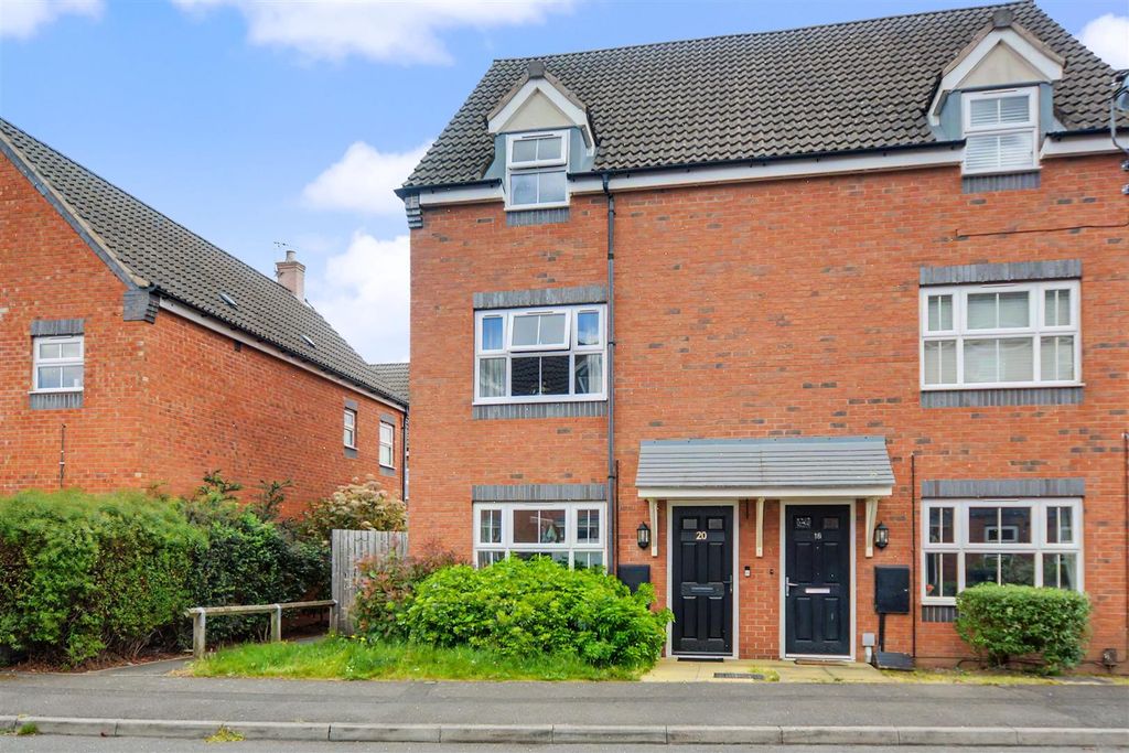 2 bed maisonette for saleGough Grove, Long Eaton NG10