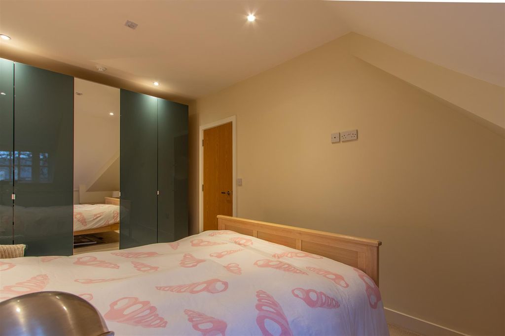 Additional image 9 of 1 bed flat for saleCathedral Road, Pontcanna, Cardiff CF11