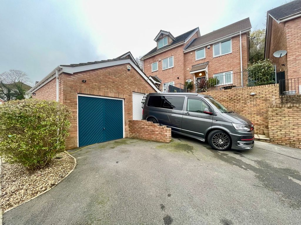 Additional image 21 of 2 bed semi-detached house for saleWoodside Walk, Cross Keys, Newport NP11