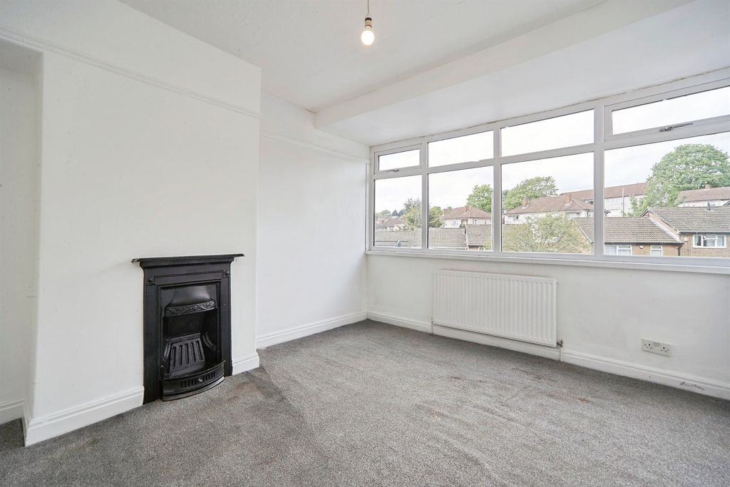 Additional image 11 of 4 bed semi-detached house for saleTong Road, Leeds LS12