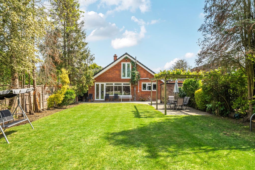 Additional image 25 of 4 bed detached house for saleHartshill, Bedford MK41