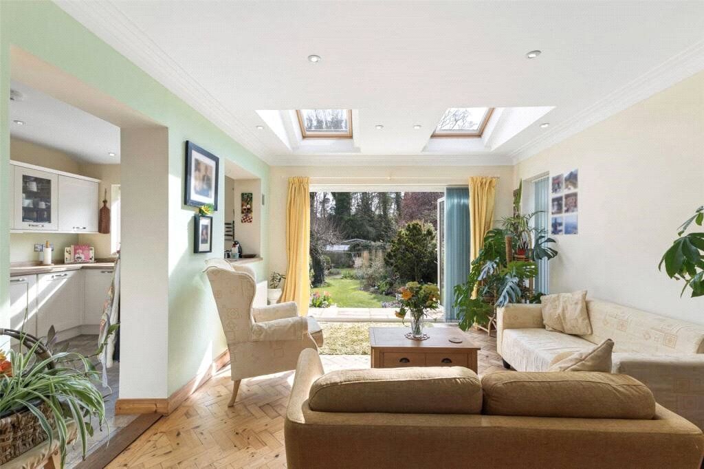 Additional image 2 of 3 bed detached house for saleChawton Park Road, Alton, Hampshire GU34