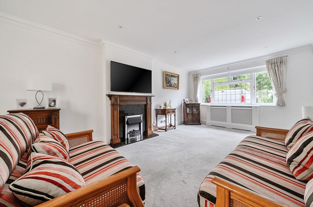 Additional image 16 of 4 bed detached house for saleOakley Road, Bromley Common, Kent BR2