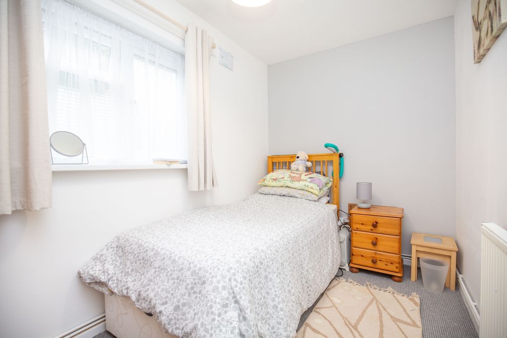 Additional image 10 of 2 bed flat for saleEdale, Wilnecote, Tamworth B77