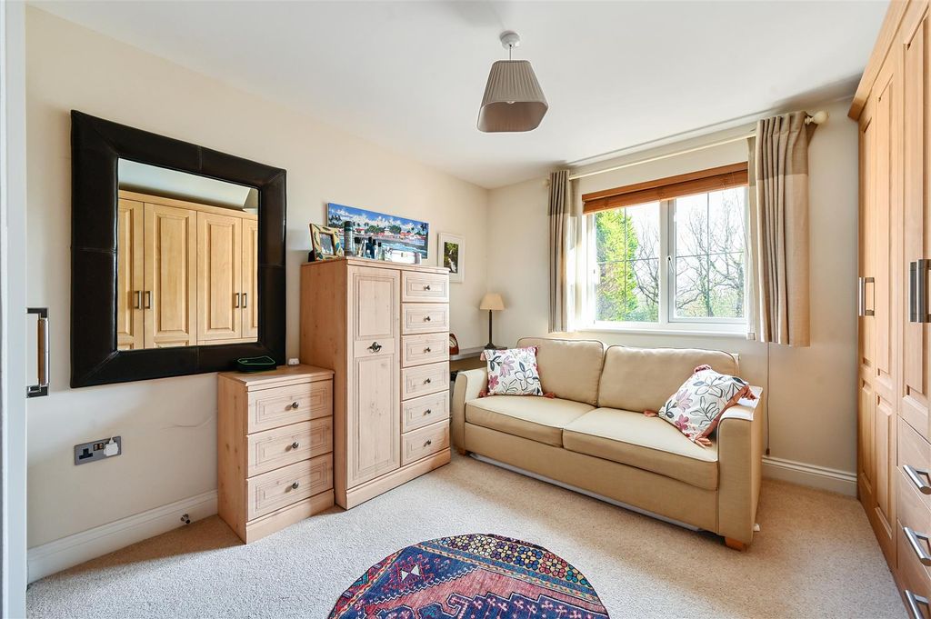 Additional image 27 of 4 bed detached house for saleClavering Walk, Cooden, Bexhill-On-Sea TN39