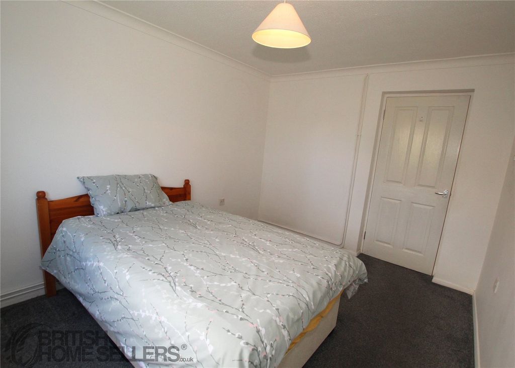 Additional image 7 of 1 bed flat for saleBlack Rocks Avenue, Matlock, Derbyshire DE4