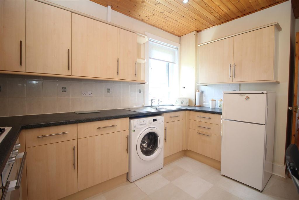 Additional image 8 of 2 bed flat for saleEmpire Street, Whitburn EH47