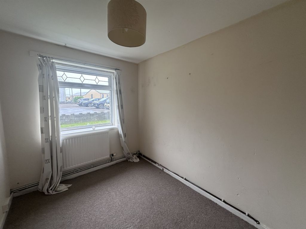 Additional image 7 of 3 bed flat for saleHeol Frank, Penlan, Swansea SA5
