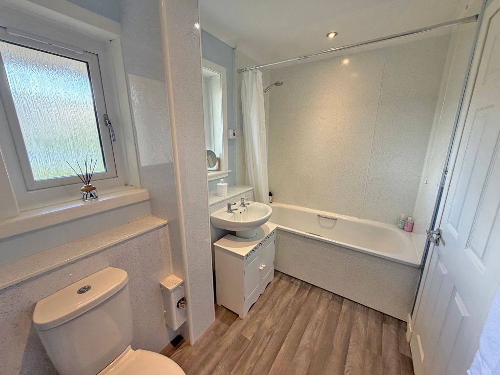 Additional image 17 of 3 bed flat for saleLundavra Road, Fort William PH33