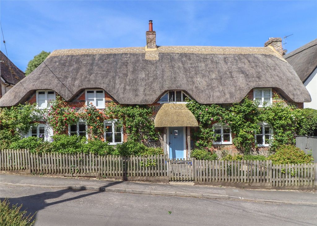 3 bed cottage for saleDuck Street, Abbotts Ann, Andover, Hampshire SP11