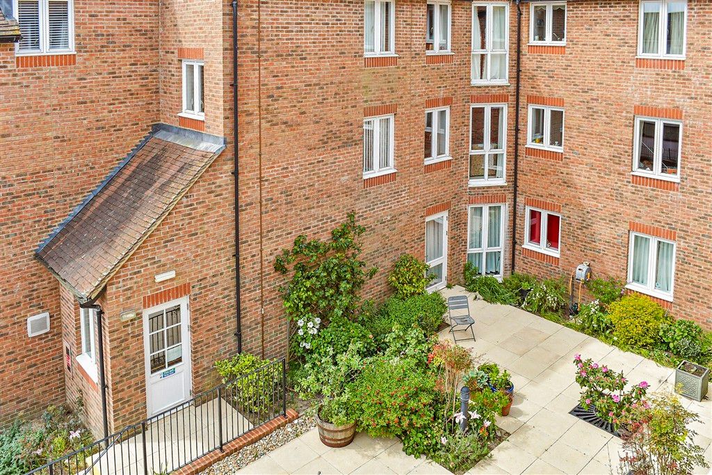 Additional image 18 of 1 bed flat for saleQueen Street, Arundel, West Sussex BN18