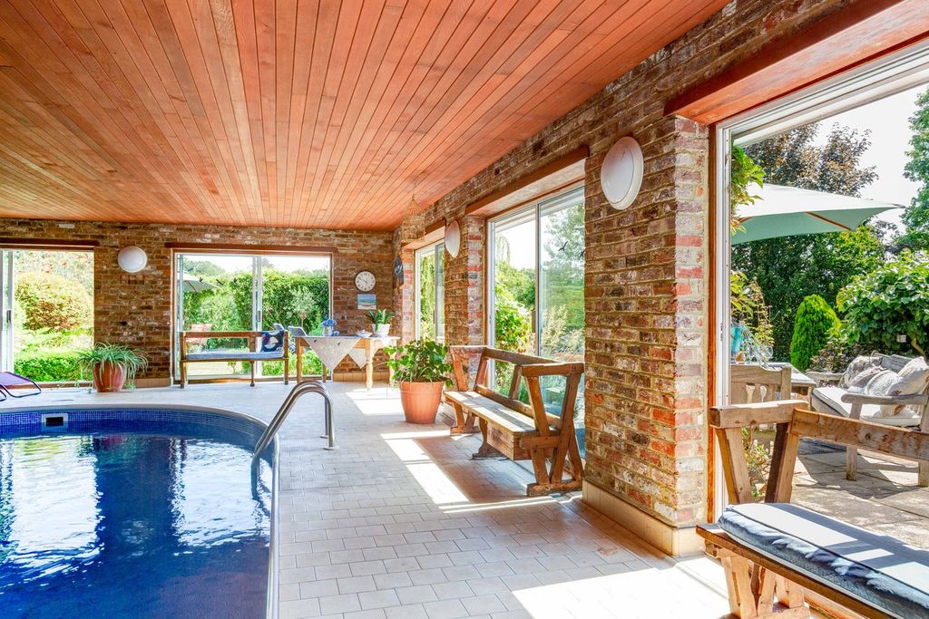 Additional image 3 of 4 bed detached bungalow for saleSandhurst Lane, Bexhill On Sea TN39