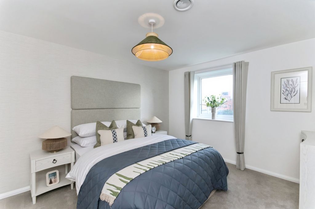 Additional image 8 of 2 bed flat for saleShow Home Available To View, Wrestwood Road, Bexhill-On-Sea, East Sussex TN40