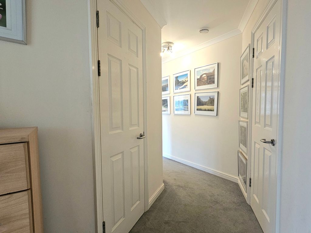 Additional image 14 of 2 bed flat for saleGoldsworth Road, Woking, Surrey GU21