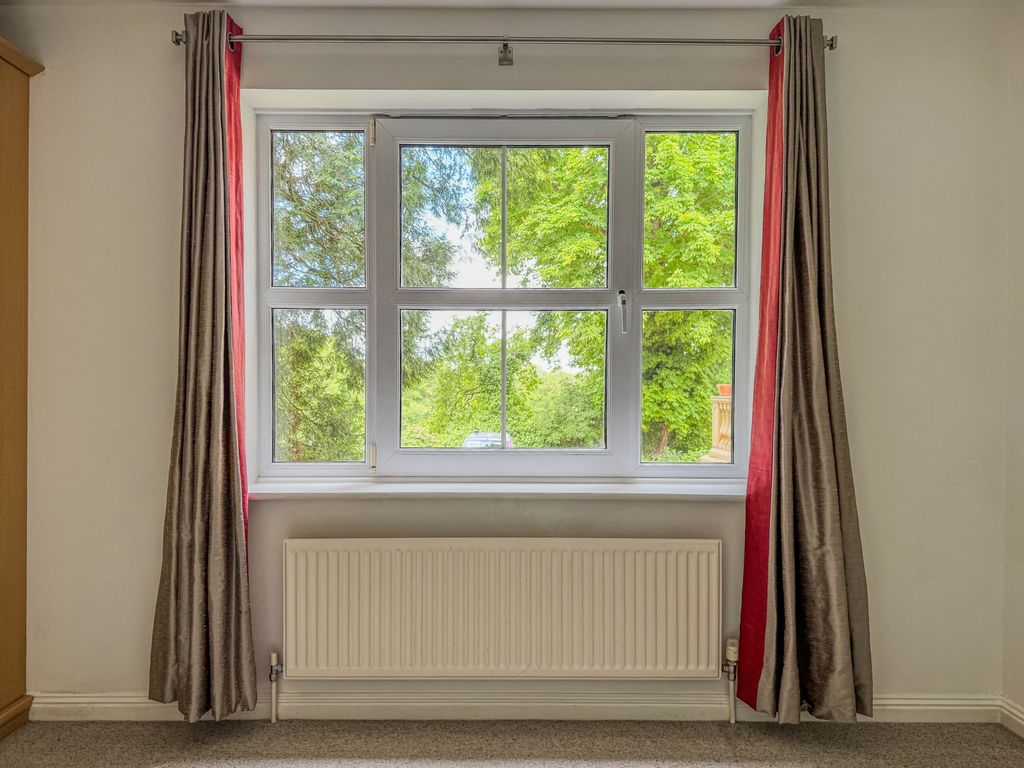 Additional image 11 of 2 bed flat for saleFrost House, Chesham Road, Berkhamsted HP4