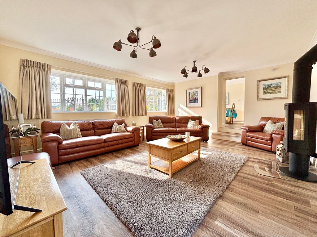 Additional image 6 of 4 bed detached house for saleCollington Rise, Bexhill-On-Sea TN39