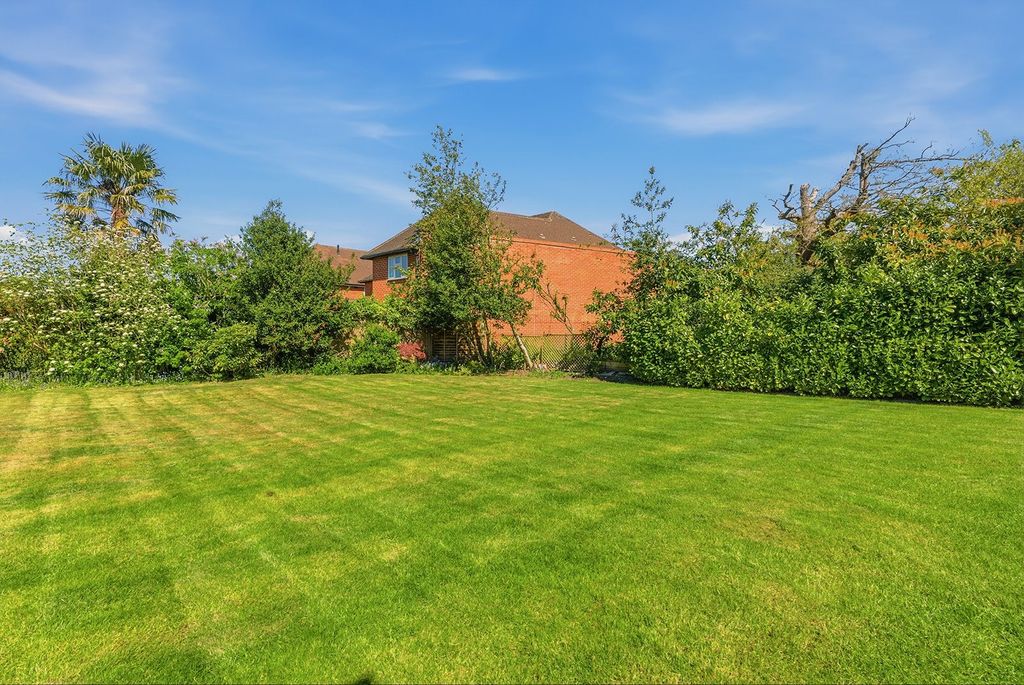 Additional image 22 of 4 bed detached house for saleCandlemas Lane, Beaconsfield, Buckinghamshire HP9