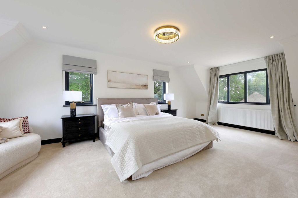 Additional image 13 of 6 bed detached house for salePenn Road, Knotty Green, Beaconsfield, Buckinghamshire HP9