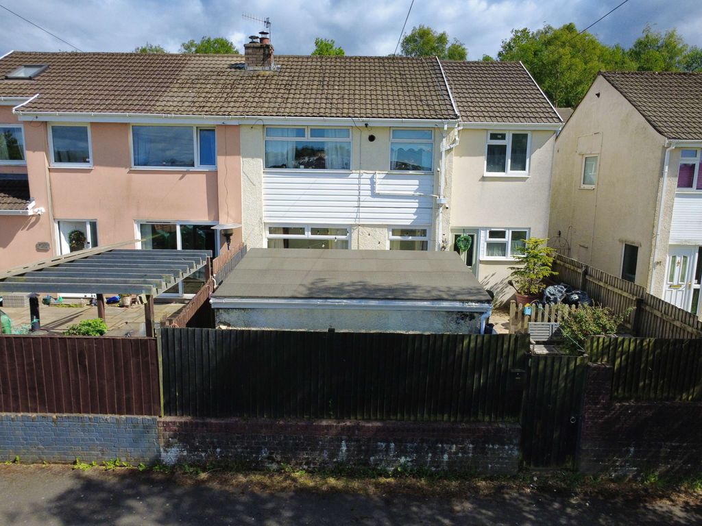 Additional image 24 of 4 bed semi-detached house for saleSt. Annes Gardens, Maesycwmmer CF82