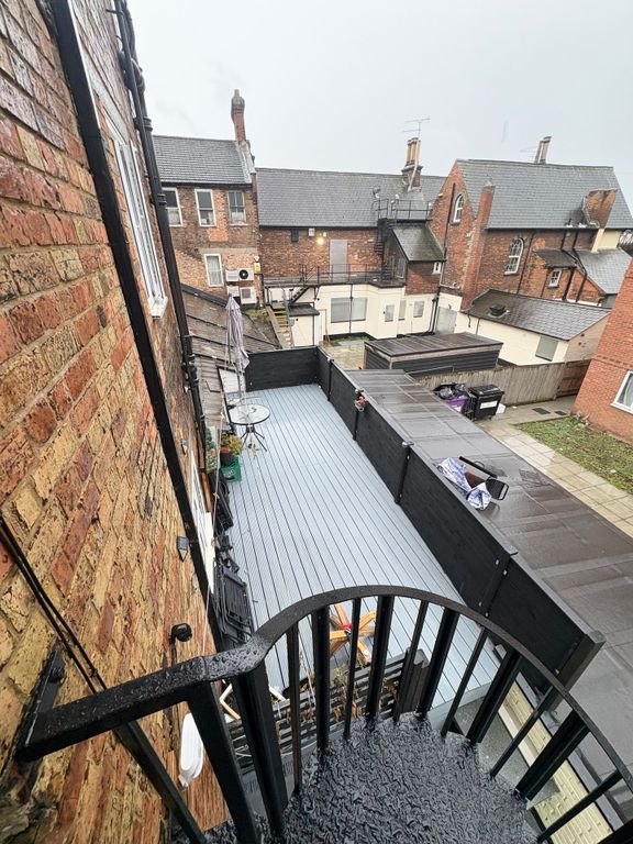 Additional image 17 of 3 bed flat for saleAshburnham Road, Bedford, Bedfordshire MK40