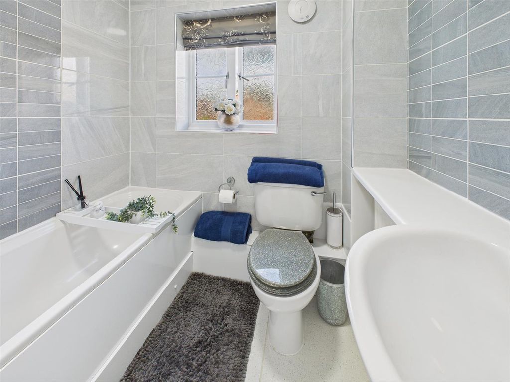 Additional image 17 of 5 bed detached house for saleAlder Close, Brough HU15