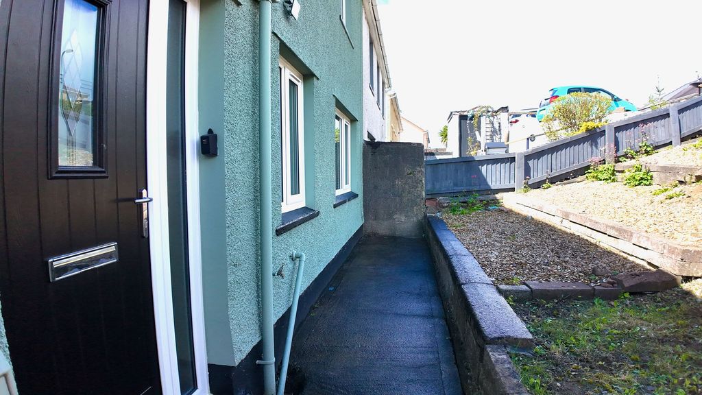 Additional image 8 of 3 bed semi-detached house for saleBronawelon Terrace, Crumlin NP11