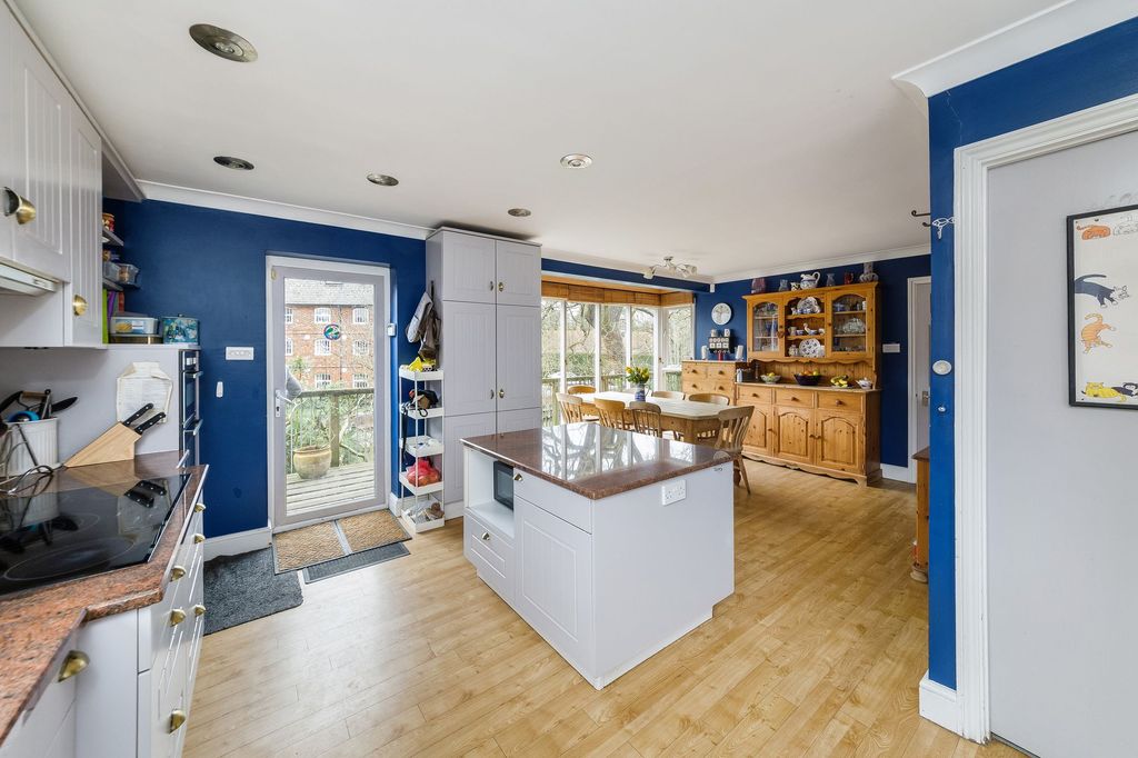 Additional image 2 of 4 bed detached house for saleMill Paddock, Abingdon OX14