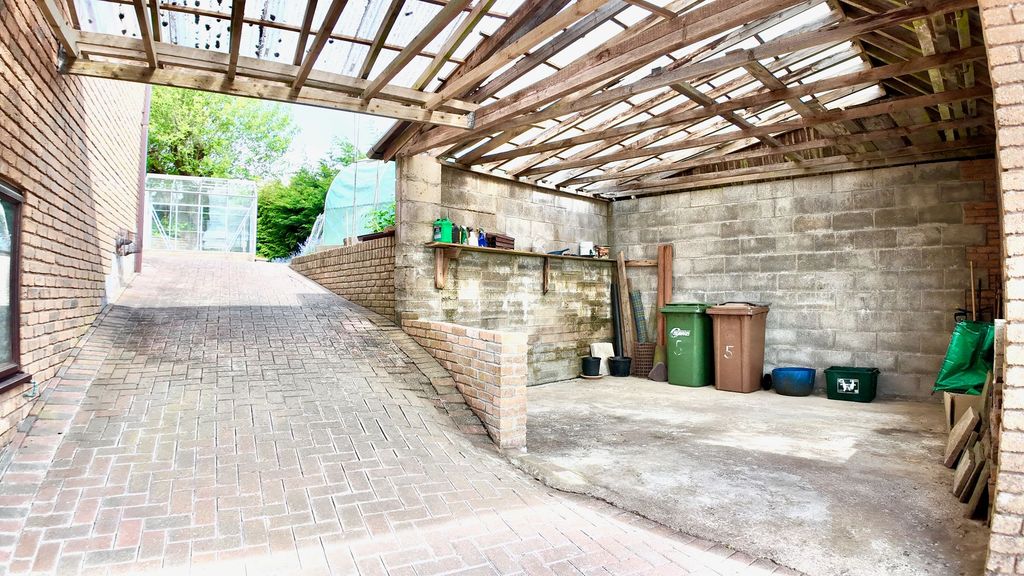 Additional image 19 of 4 bed detached house for saleAspen Avenue, Blackwood NP12