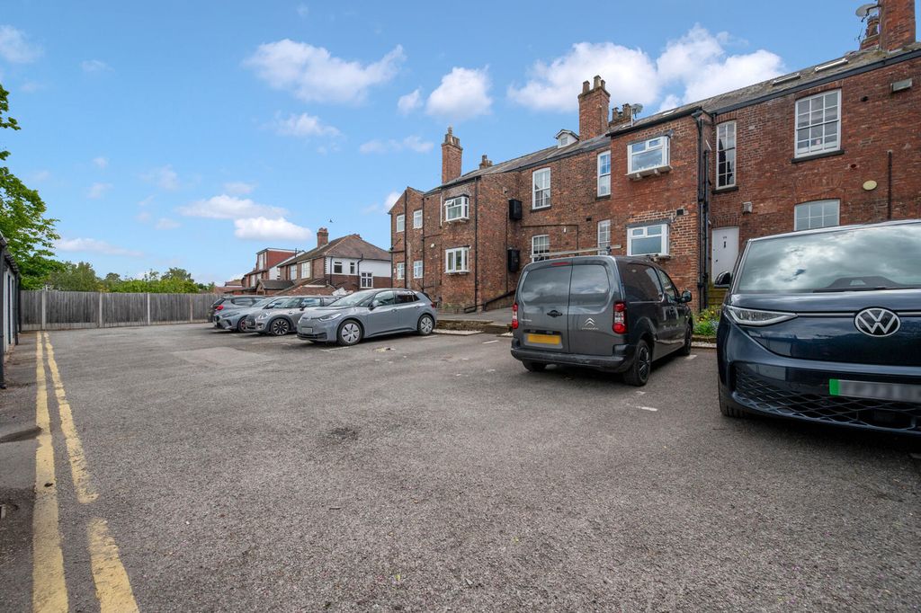 Additional image 25 of 4 bed flat for saleStockport Road, Timperley WA15