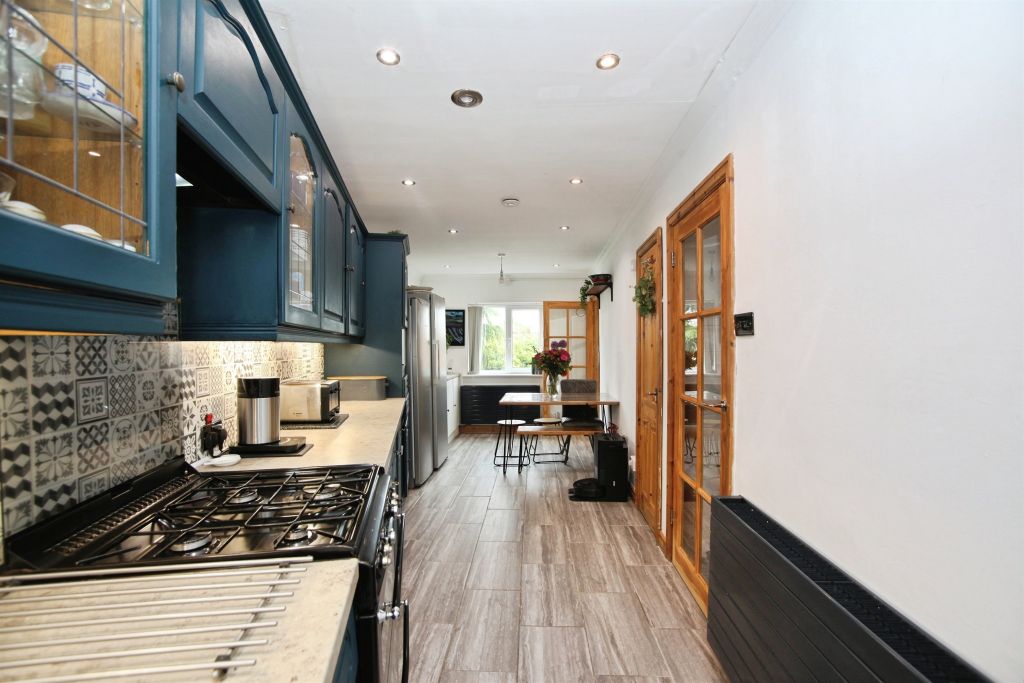 Additional image 7 of 4 bed semi-detached house for saleMorris Avenue, Llanishen, Cardiff CF14