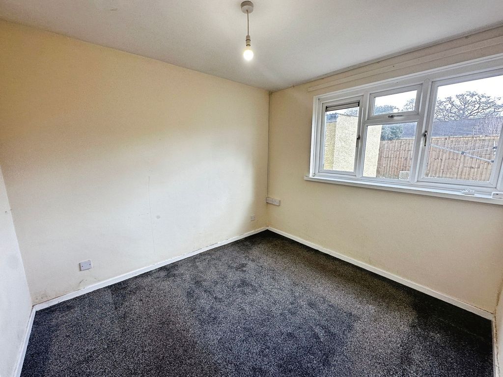 Additional image 4 of 2 bed flat for saleMaesglas, Tondu CF32