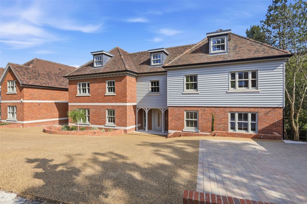 Additional image 4 of 2 bed flat for saleForest Heights, High Lane, Stansted, Essex CM24