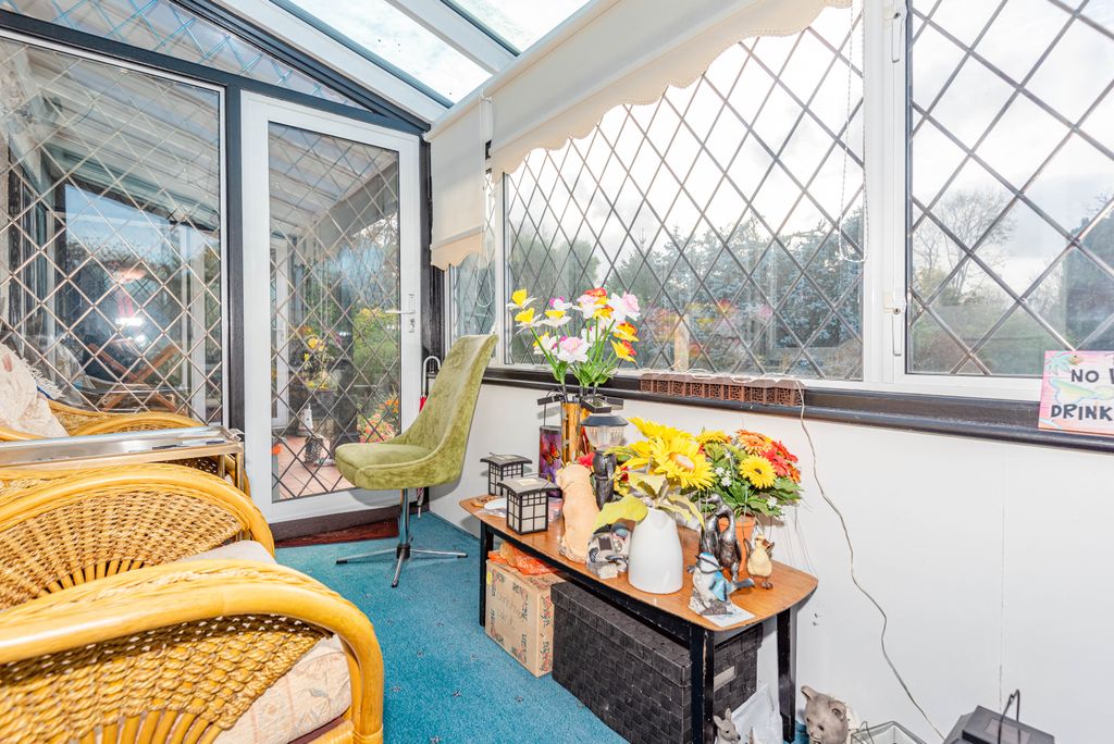 Additional image 23 of 4 bed detached bungalow for saleRiverside Avenue, Broxbourne EN10