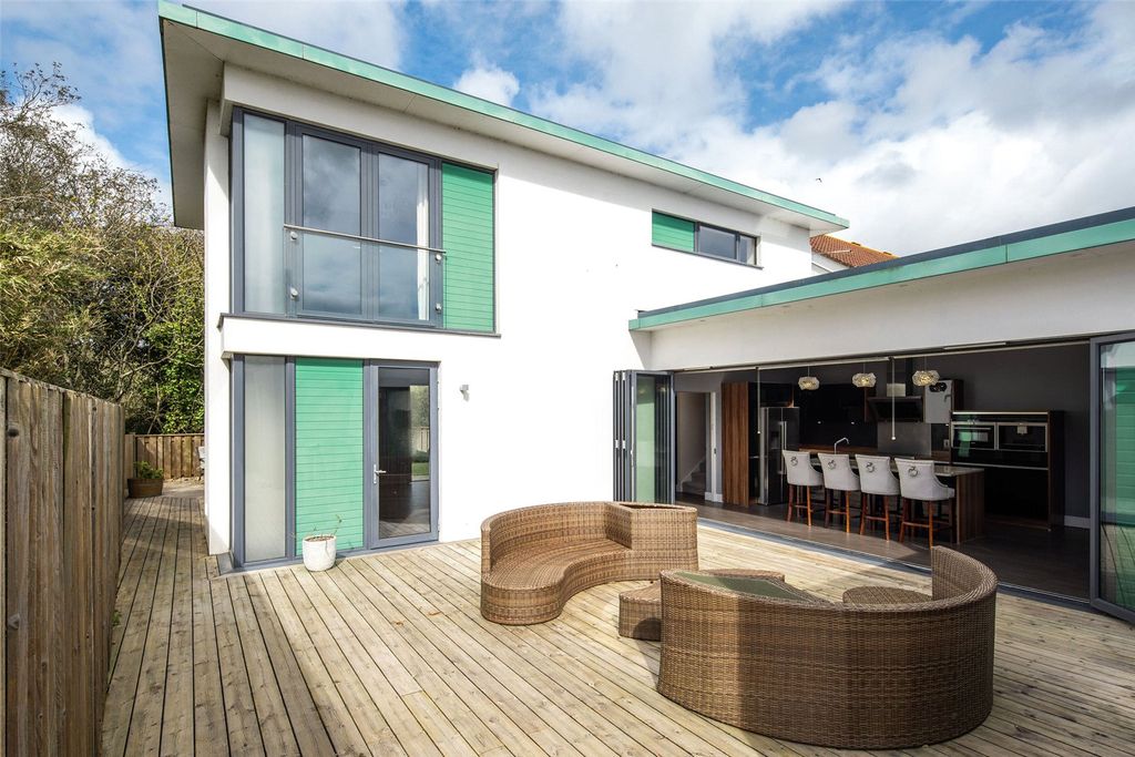 4 bed detached house for saleLa Route De La Haule, St Lawrence JE3