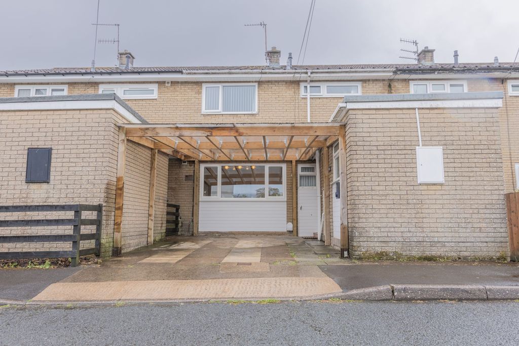 3 bed terraced house for saleCommercial Close, Talywain NP4