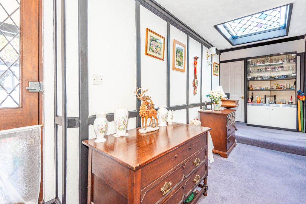Additional image 18 of 4 bed detached bungalow for saleRiverside Avenue, Broxbourne EN10