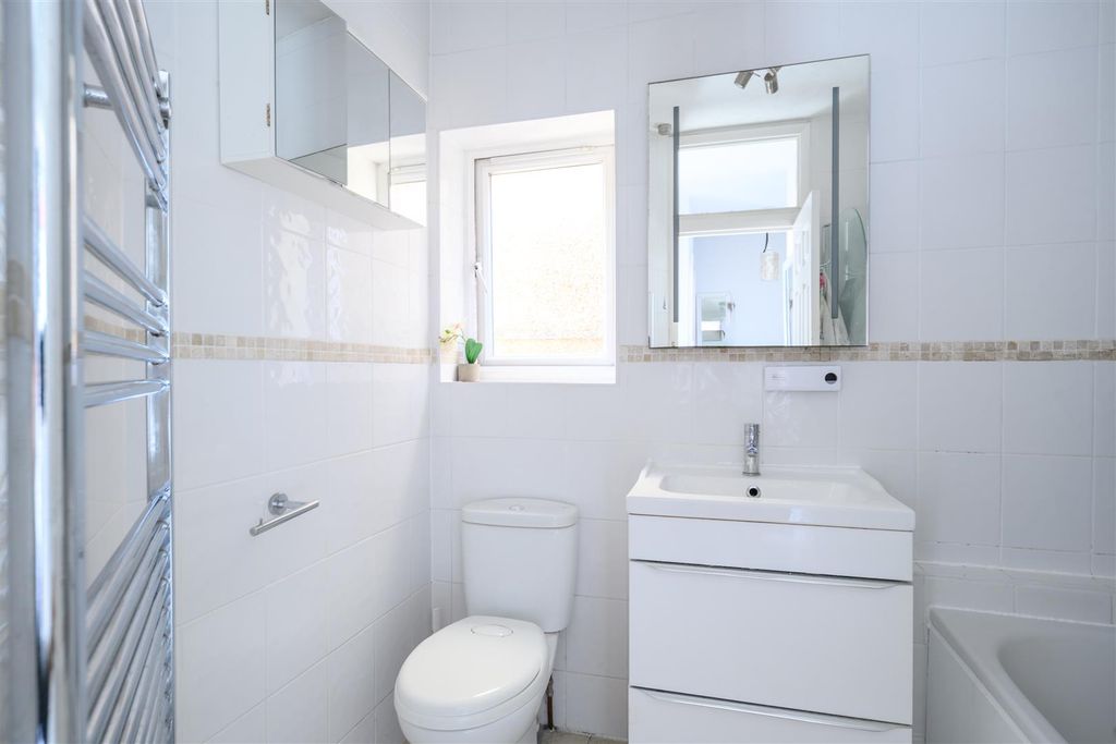 Additional image 12 of 3 bed end terrace house for saleAlexandra Road, Addlestone KT15