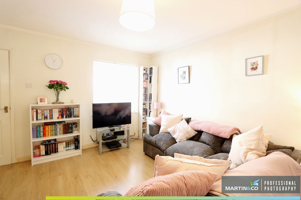 Additional image 2 of 2 bed terraced house for saleCampbell Drive, Windsor Quay CF11