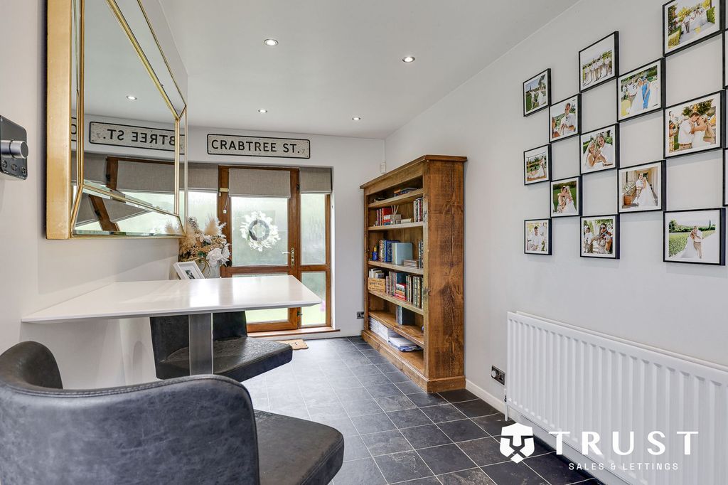 Additional image 17 of 3 bed detached house for saleMill Lane, Batley WF17