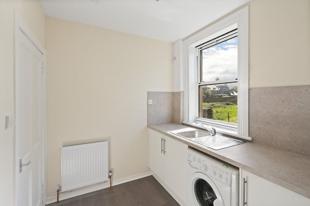 Additional image 7 of 2 bed flat for saleNewtoft Street, Edinburgh EH17