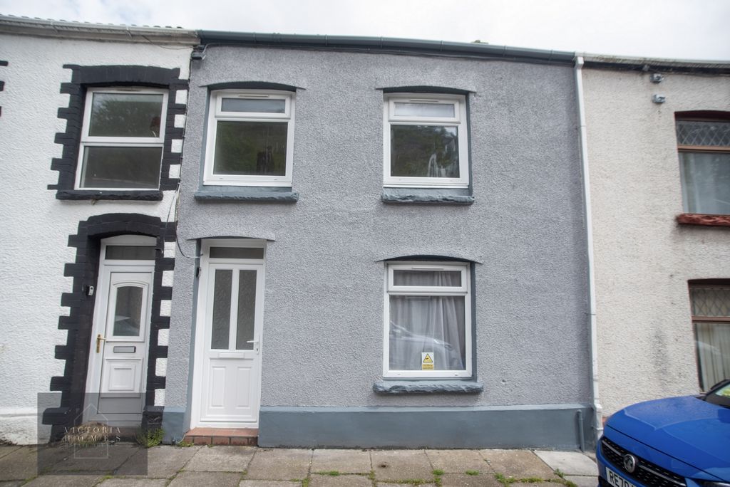 3 bed terraced house for saleStanfield Street, Cwm NP23