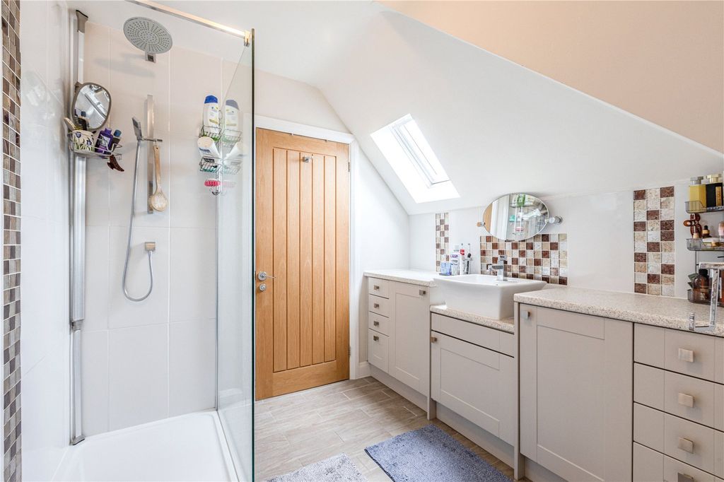 Additional image 27 of 5 bed detached house for salePinewood Avenue, New Haw, Addlestone, Surrey KT15