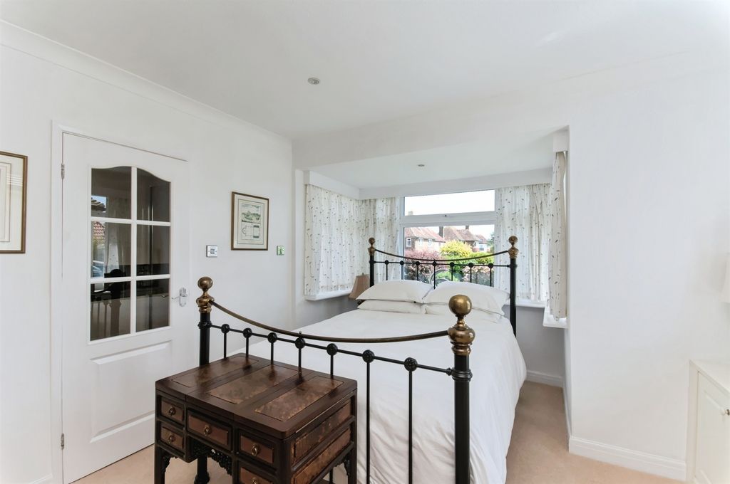 Additional image 12 of 5 bed detached house for saleSouth Cliff Avenue, Bexhill-On-Sea TN39