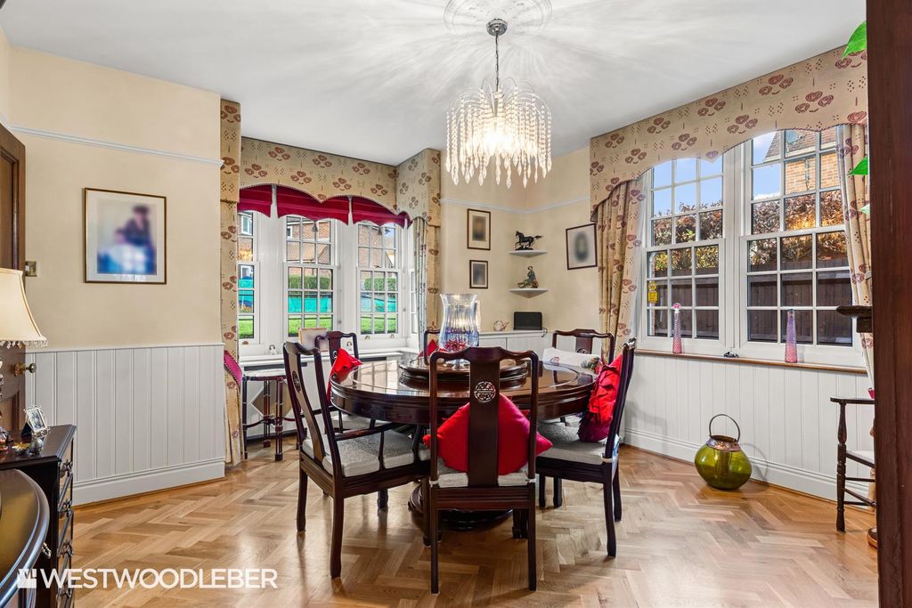 Additional image 11 of 4 bed detached house for saleStation Road, Broxbourne EN10