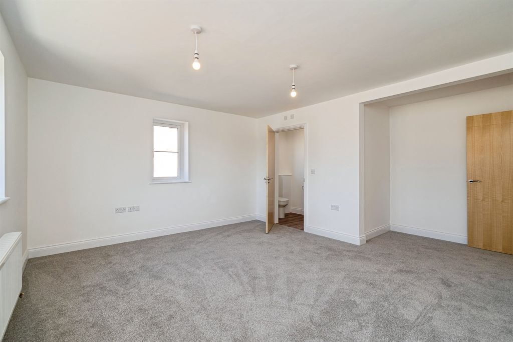 Additional image 16 of 3 bed detached bungalow for saleJubilee Way, Holton, Halesworth IP19