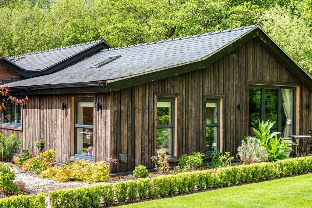 Additional image 56 of 5 bed bungalow for saleKnutsford Road, Alderley Edge, Cheshire SK9