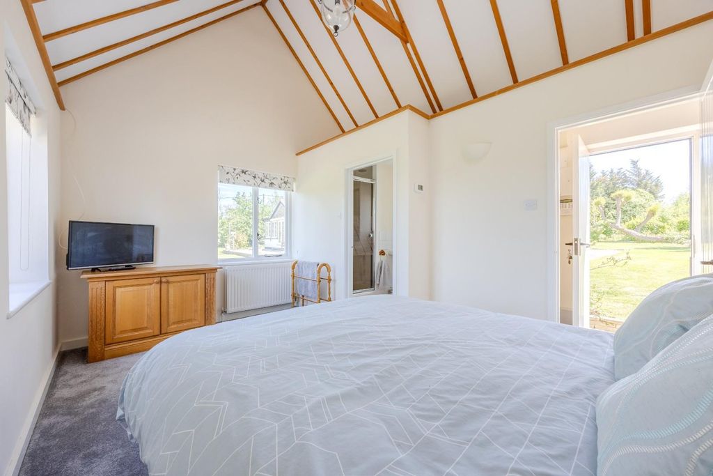 Additional image 37 of 4 bed detached house for saleGreat Burches Road, Benfleet SS7