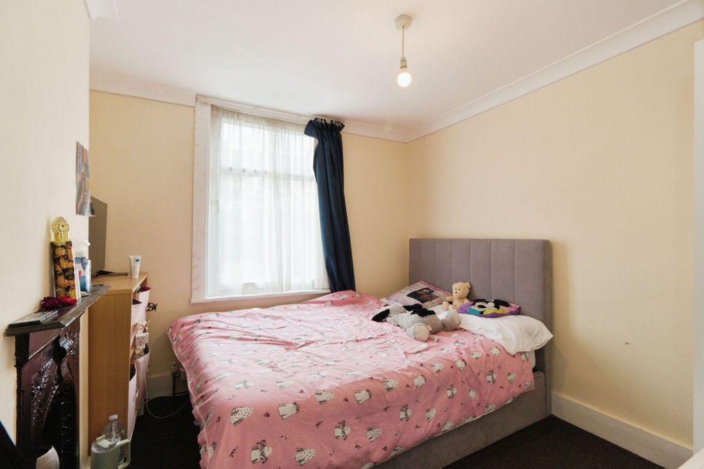 Additional image 8 of 3 bed semi-detached house for saleOrchard Road, Belvedere DA17