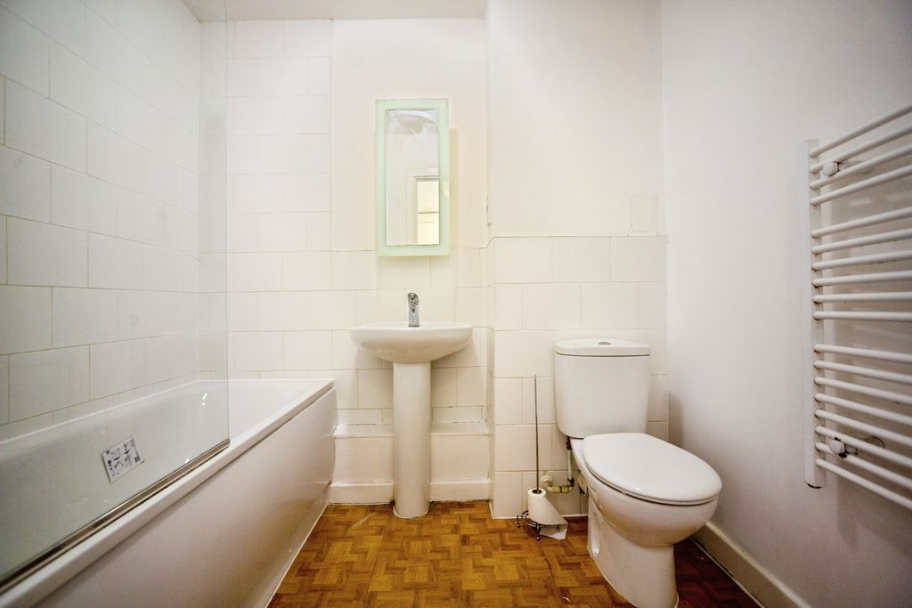 Additional image 10 of 1 bed flat for saleClydesdale Way, Belvedere DA17